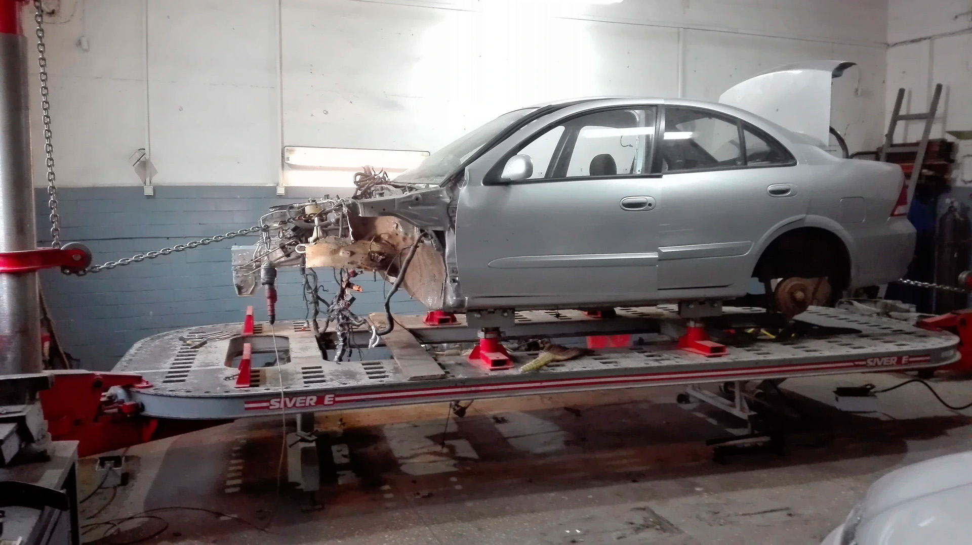 Кузовной ремонт на стапеле